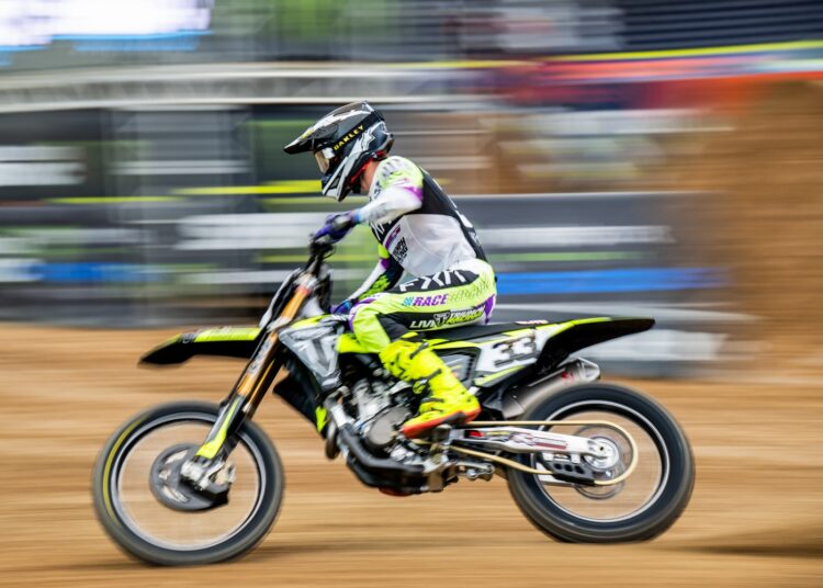 Main fracturée pour Austin Forkner à Houston