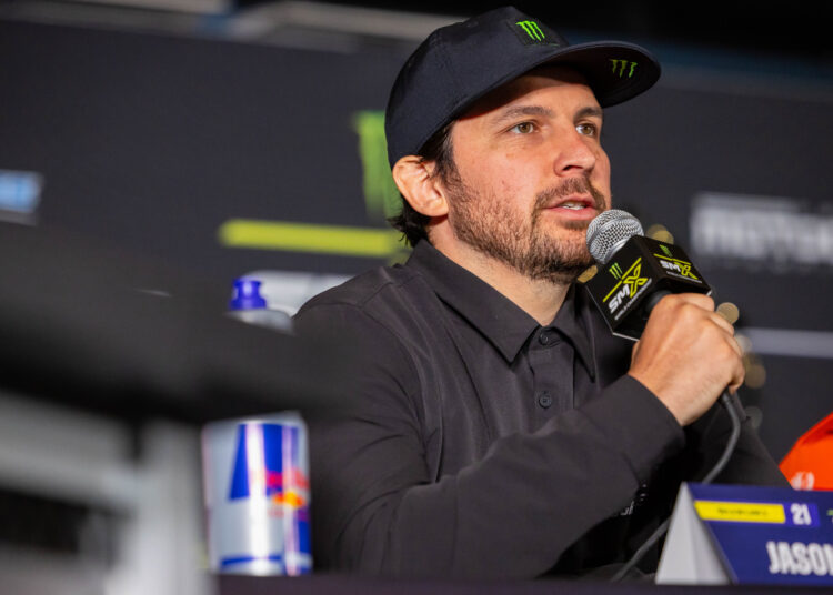 Jason Anderson prend ses distances avec le sport