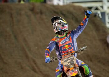 Eli Tomac « L&rsquo;horloge tourne, et le temps passe »