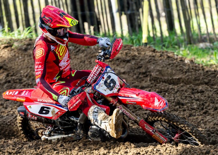 MXGP: Enzo Lopes reporte ses débuts en mondial à Almonte