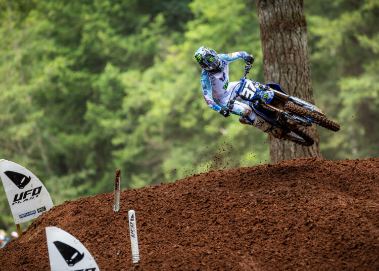 Unadilla: Cole Davies s&rsquo;impose et revient à un point de la plaque rouge
